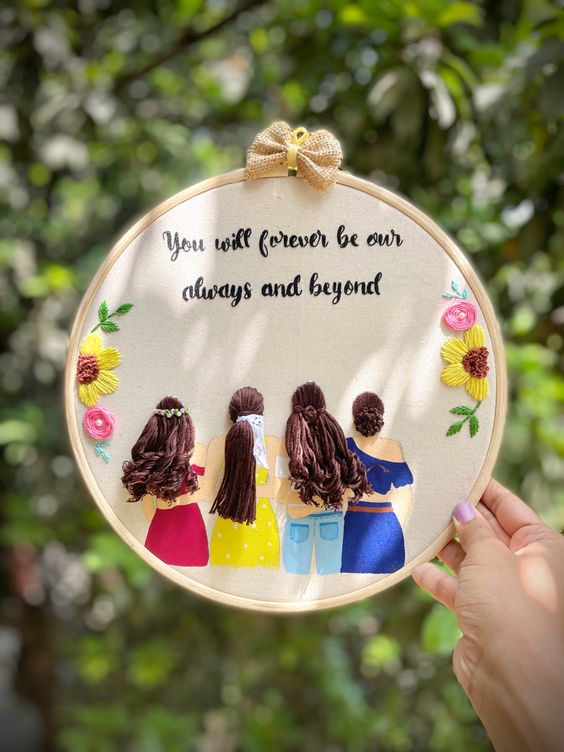 4 Friends | Embroidery Hoop