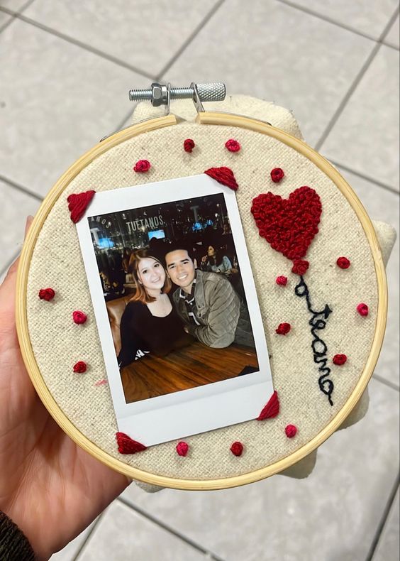 Realistic Photo Frame | Embroidery Hoop