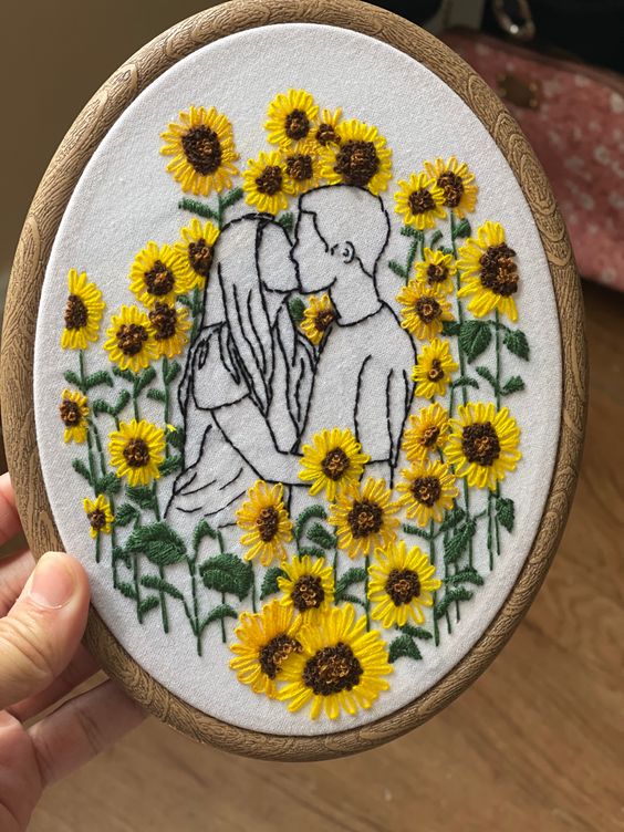 Couple | Embroidery Hoop
