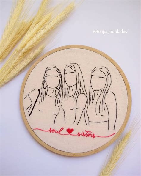 3 Friends | Embroidery Hoop