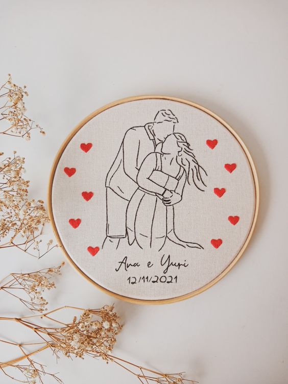 Couple Love | Embroidery Hoop