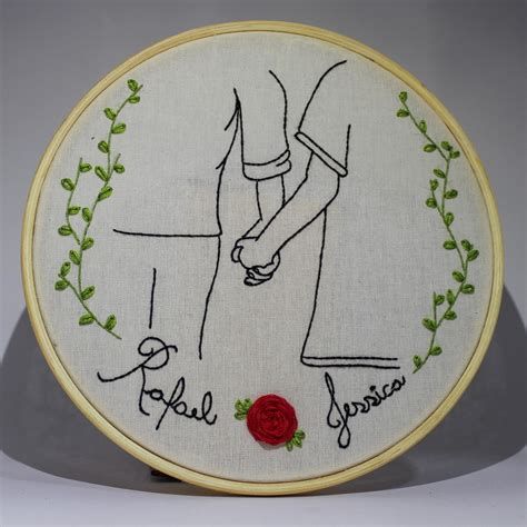 Holding Hands 3 | Embroidery Hoop